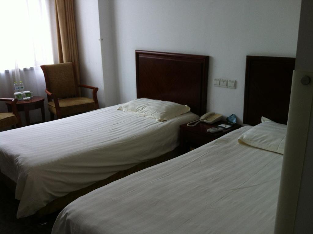 Greentree Inn Beijing National Stadium Hotel بكين الغرفة الصورة